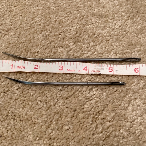 Other - Needles used in upholstery or leather work - vintage.